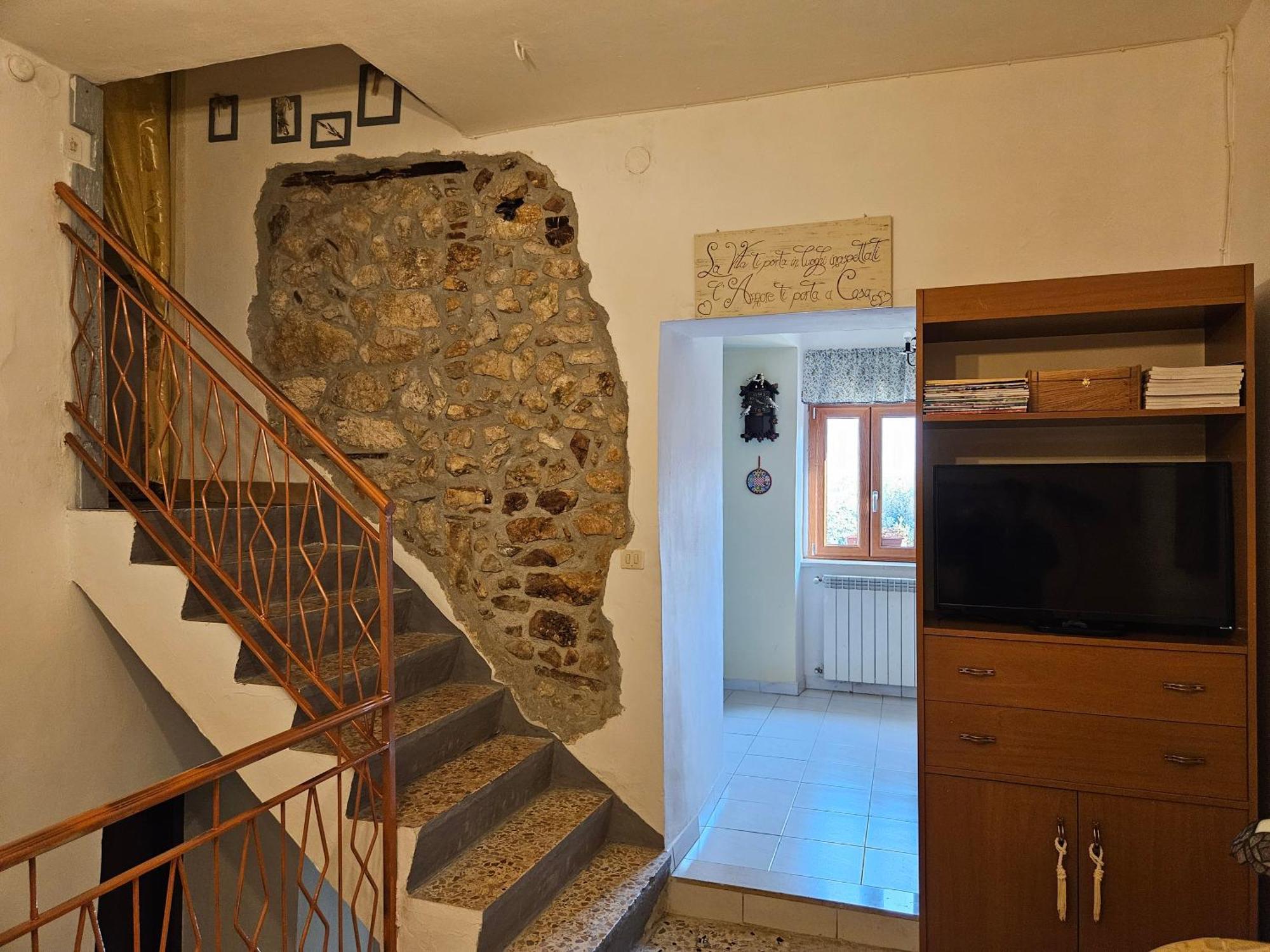 Casa Di Mamma Rosa Castelnuovo Parano Exterior foto