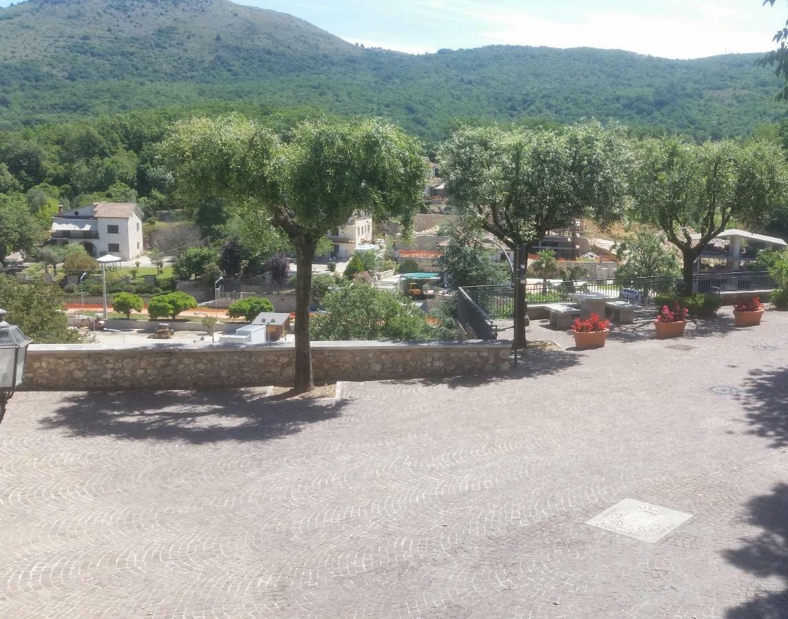 Casa Di Mamma Rosa Castelnuovo Parano Exterior foto
