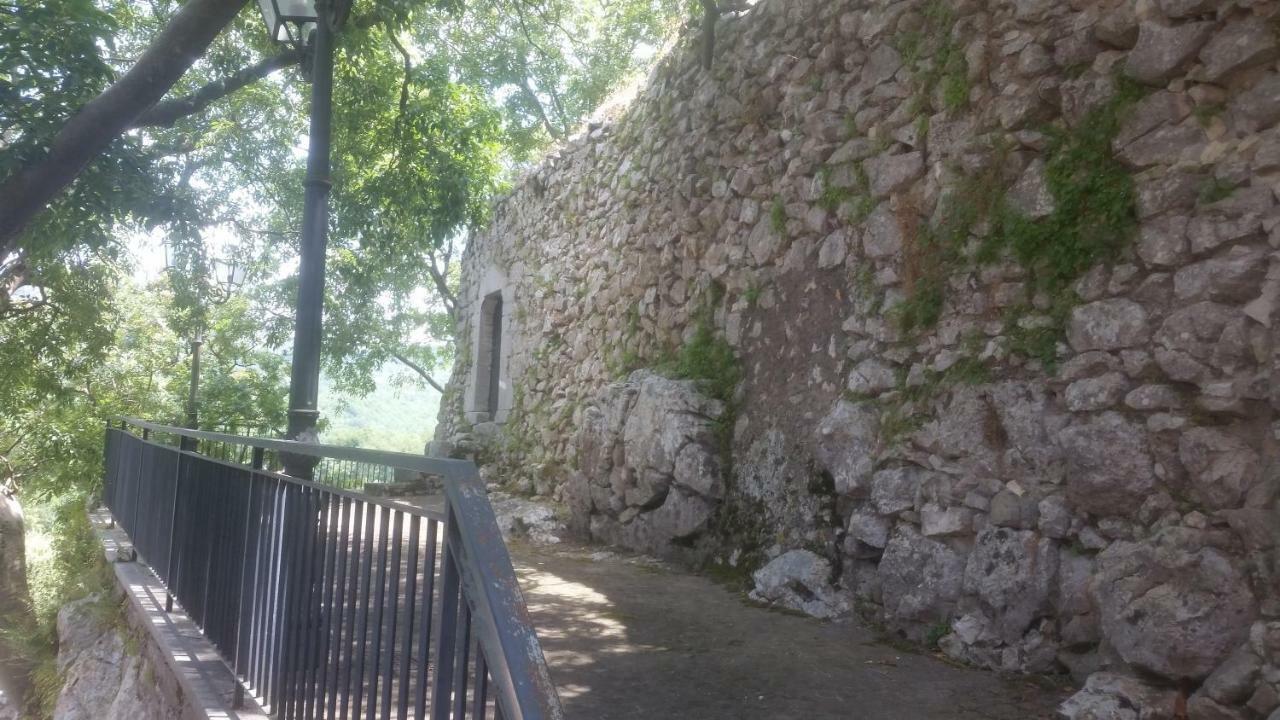 Casa Di Mamma Rosa Castelnuovo Parano Exterior foto